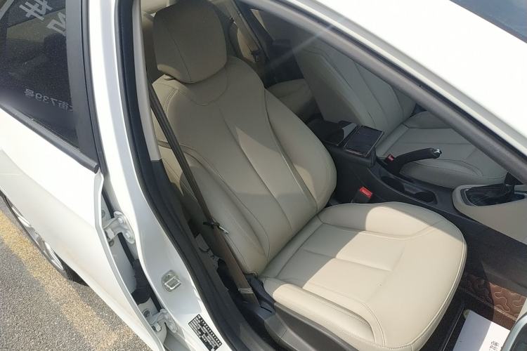 Used Buick GT 2021 Exemplar 1.5L Automatic Elite Version Right Front Seat