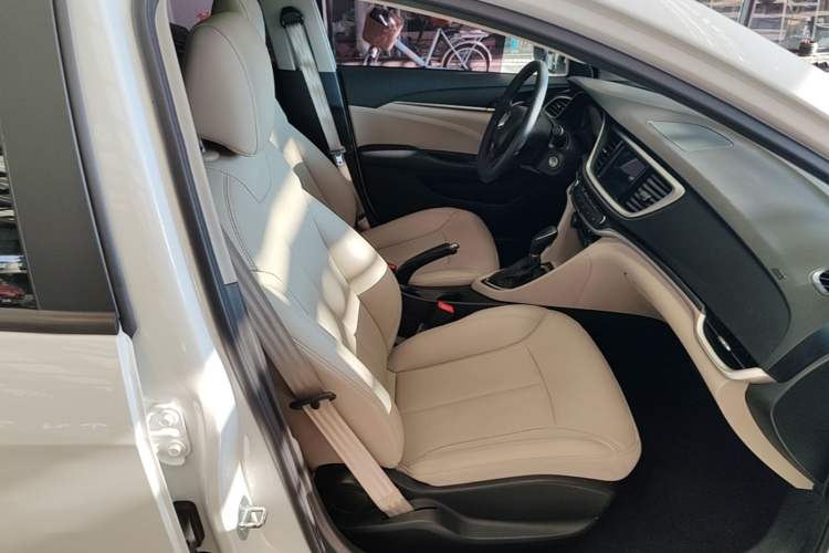 Used Buick GT 2021 Exemplar 1.5L Automatic Elite Version Right Front Seat