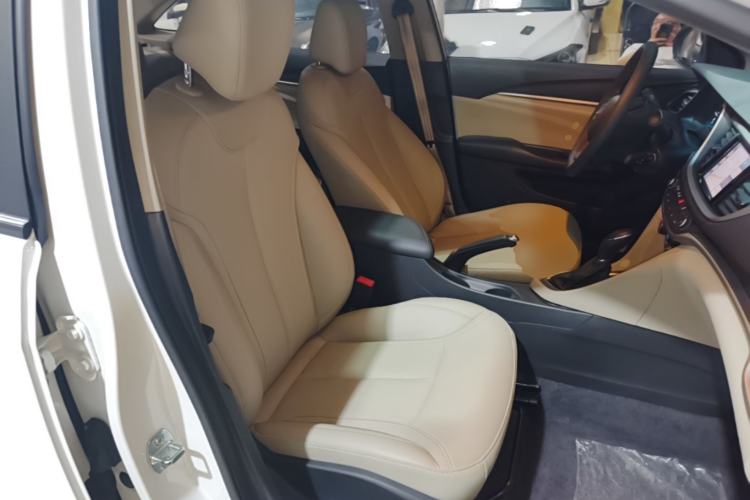 Used Buick GT 2021 Exemplar 1.5L Automatic Elite Version Right Front Seat
