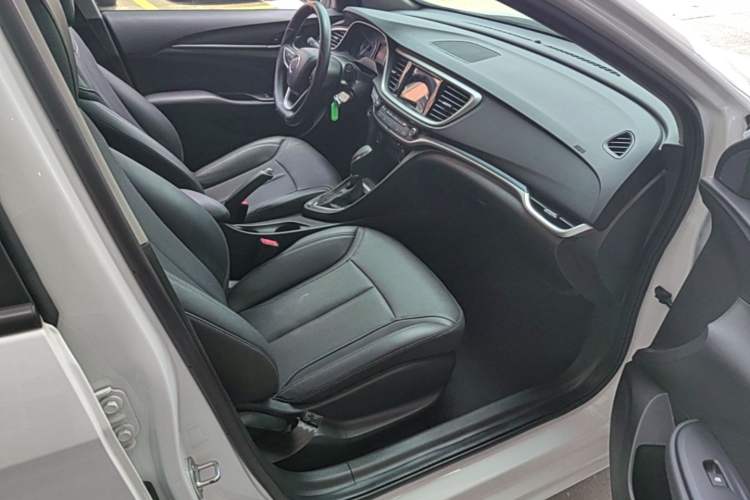 Used Buick GT 2021 Revised Version 1.3T Automatic Mild Hybrid Elite Edition Right Front Seat