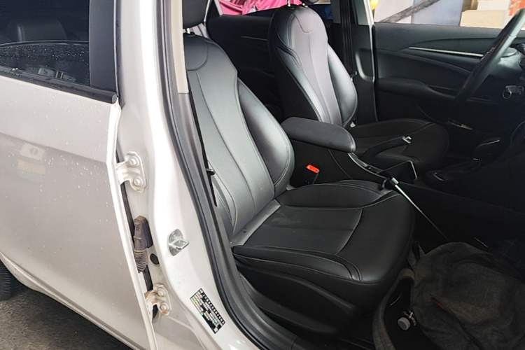 Used Buick GT 2021 Revised Version Flagship 1.5L Automatic Elite Edition Right Front Seat