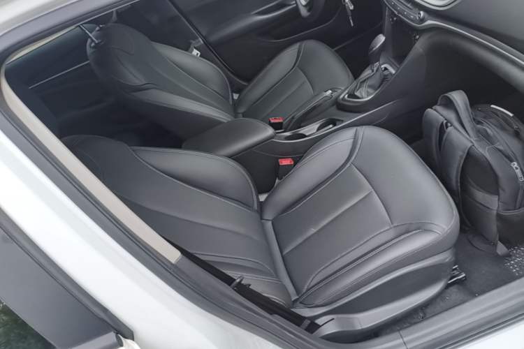 Used Buick GT 2021 Revised Version Flagship 1.5L Automatic Elite Edition Right Front Seat
