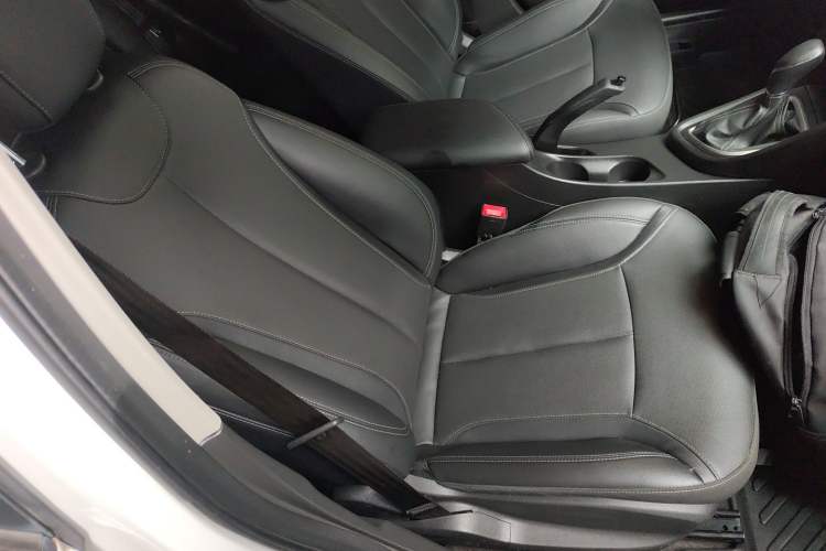 Used Buick GT 2021 Revised Version Flagship 1.5L Automatic Elite Edition Right Front Seat