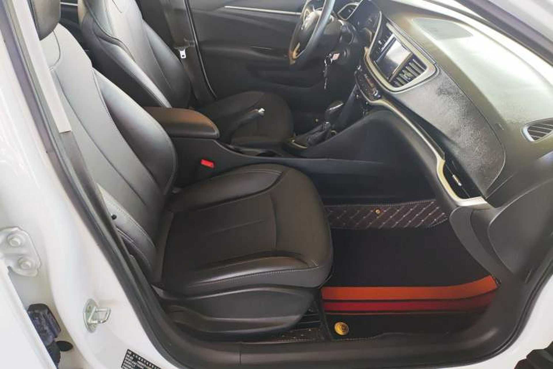 Used Buick GT 2021 Revised Version 1.3T Automatic Mild Hybrid Elite Edition Right Front Seat