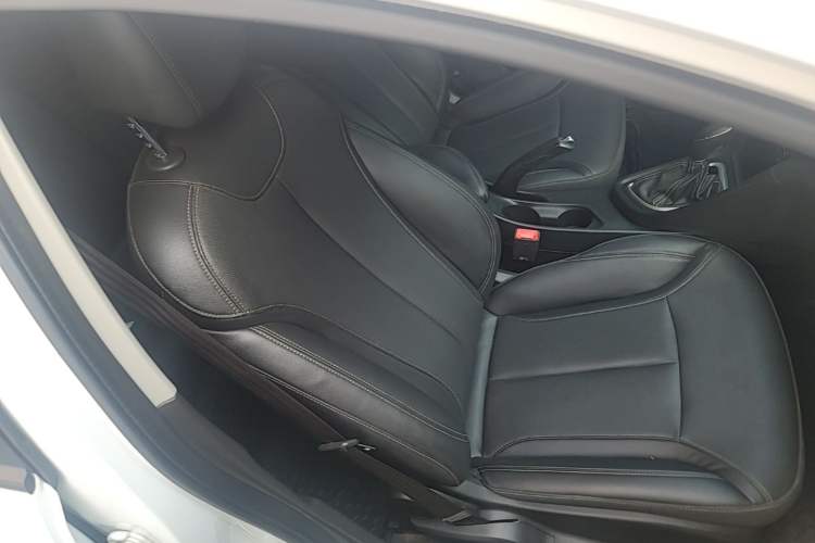 Used Buick GT 2021 Revised Version Flagship 1.5L Automatic Elite Edition Right Front Seat