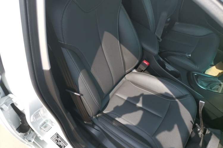 Used Buick GT 2021 Revised Version Flagship 1.5L Automatic Elite Edition Right Front Seat