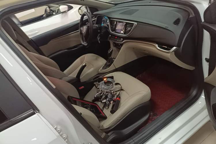 Used Buick GT 2021 Exemplar 1.5L Automatic Elite Version Right Front Seat
