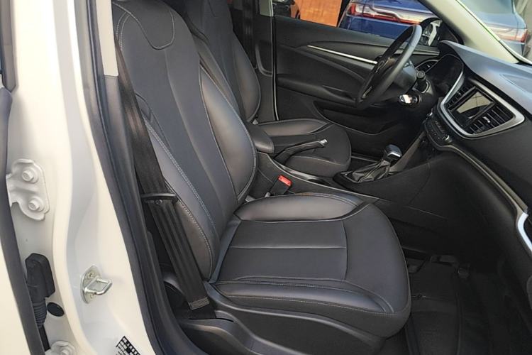 Used Buick GT 2021 Revised Version Flagship 1.5L Automatic Entry-Level Trim Right Front Seat