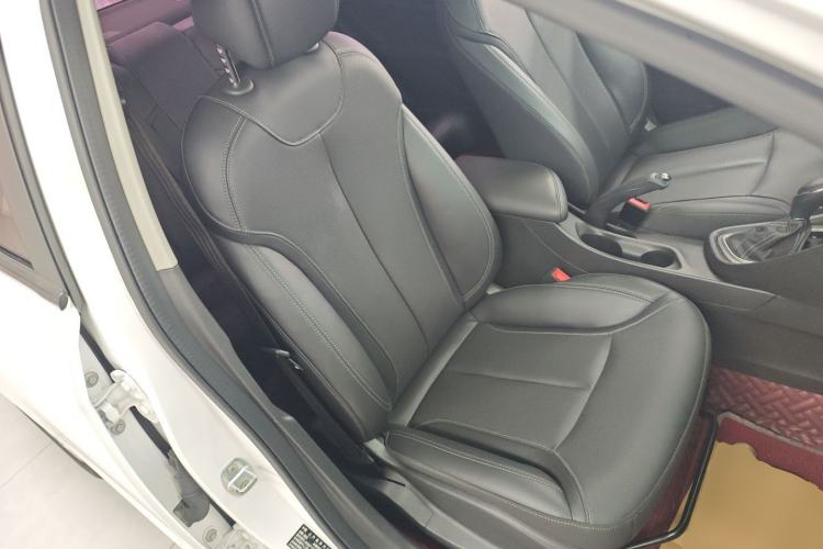 Used Buick GT 2021 Revised Version Flagship 1.5L Automatic Elite Edition Right Front Seat