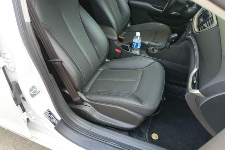 Used Buick GT 2021 Revised Version Flagship 1.5L Automatic Elite Edition Right Front Seat