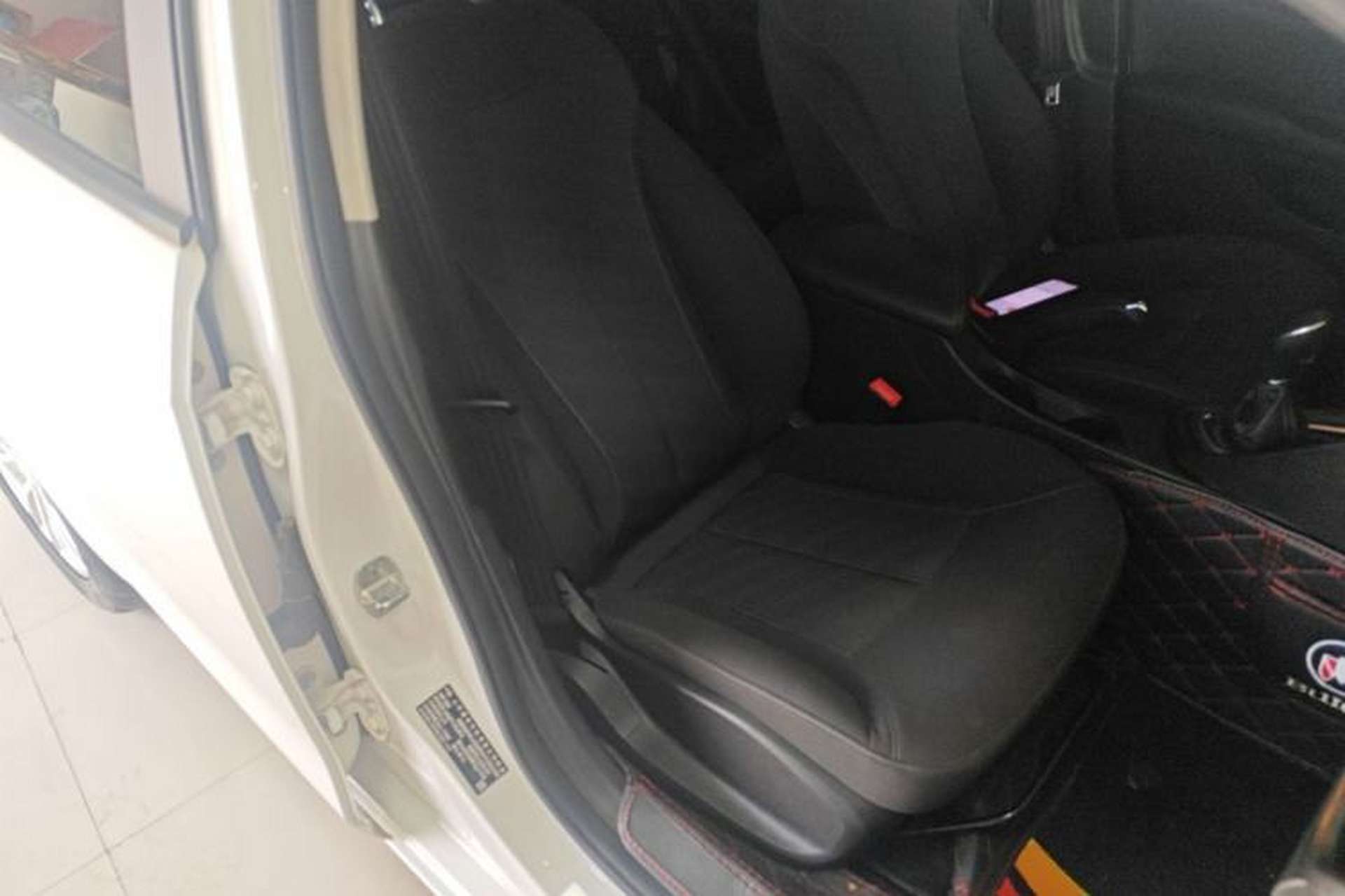 Used Buick GT 2021 1.3T Automatic Mild Hybrid Entry Model Right Front Seat