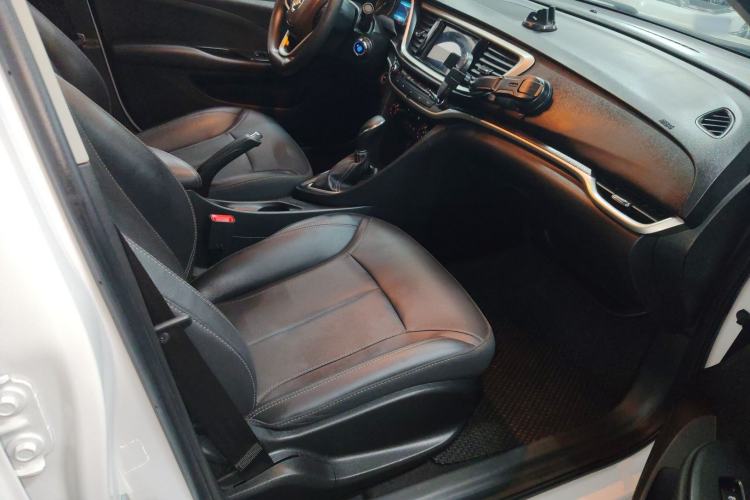 Used Buick GT 2021 Revised Version 1.3T Automatic Mild Hybrid Elite Edition Right Front Seat
