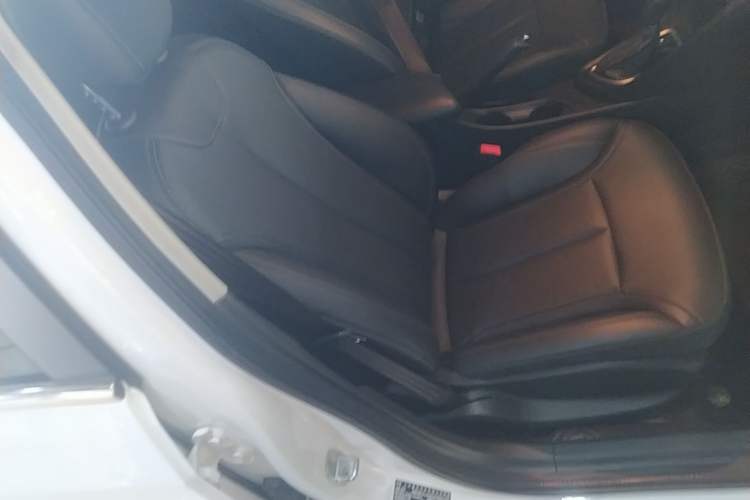 Used Buick GT 2021 Revised Version Flagship 1.5L Automatic Elite Edition Right Front Seat