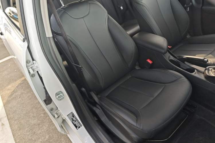 Used Buick GT 2021 Revised Version Flagship 1.5L Automatic Elite Edition Right Front Seat