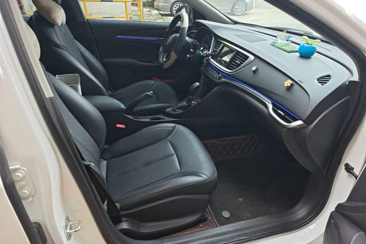 Used Buick GT 2021 Revised Version Flagship 1.5L Automatic Elite Edition Right Front Seat