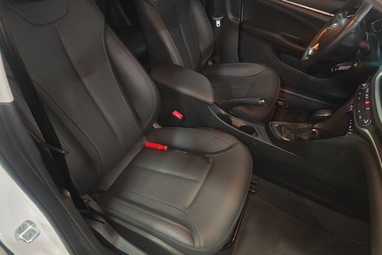 Used Buick GT 2021 Revised Version Flagship 1.5L Automatic Elite Edition Right Front Seat