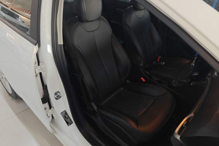 Used Buick GT 2021 Revised Version Flagship 1.5L Automatic Elite Edition Right Front Seat