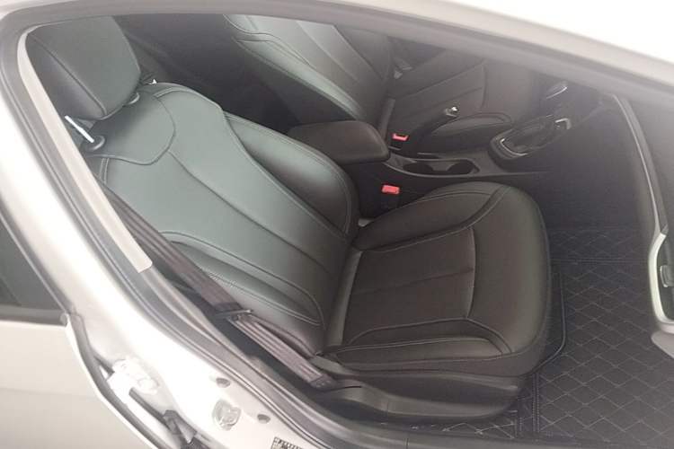 Used Buick GT 2021 Revised Version Flagship 1.5L Automatic Elite Edition Right Front Seat