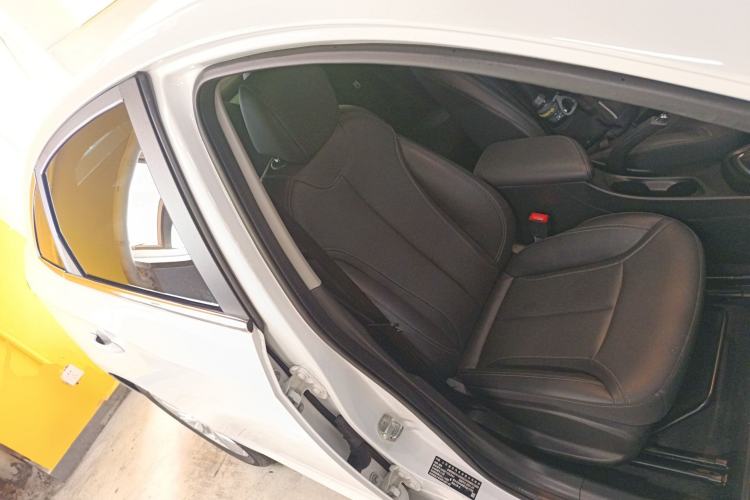 Used Buick GT 2021 Revised Version Flagship 1.5L Automatic Elite Edition Right Front Seat