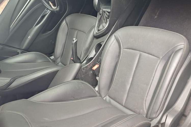 Used Buick GT 2021 Revised Version Flagship 1.5L Automatic Elite Edition Right Front Seat