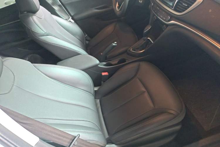 Used Buick GT 2021 Revised Version Flagship 1.5L Automatic Entry-Level Trim Right Front Seat