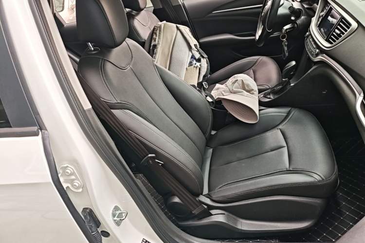 Used Buick GT 2021 Revised Version Flagship 1.5L Automatic Elite Edition Right Front Seat