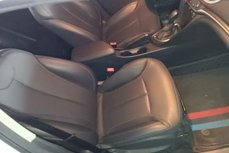 Used Buick GT 2021 Revised Version Flagship 1.5L Automatic Entry-Level Trim Right Front Seat