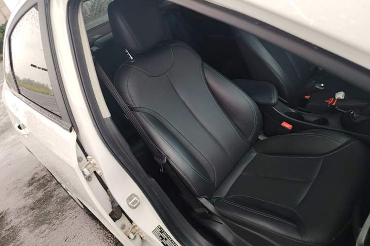 Used Buick GT 2021 Revised Version Flagship 1.5L Automatic Elite Edition Right Front Seat