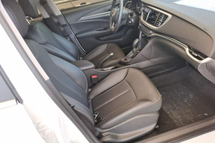 Used Buick GT 2021 Revised Version Flagship 1.5L Automatic Elite Edition Right Front Seat