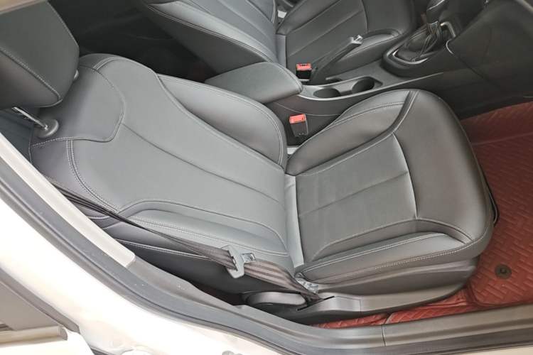 Used Buick GT 2021 Revised Version Flagship 1.5L Automatic Elite Edition Right Front Seat