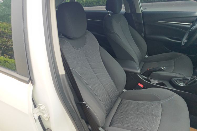 Used Buick GT 2021 Revised Version Flagship 1.5L Automatic Entry-Level Trim Right Front Seat