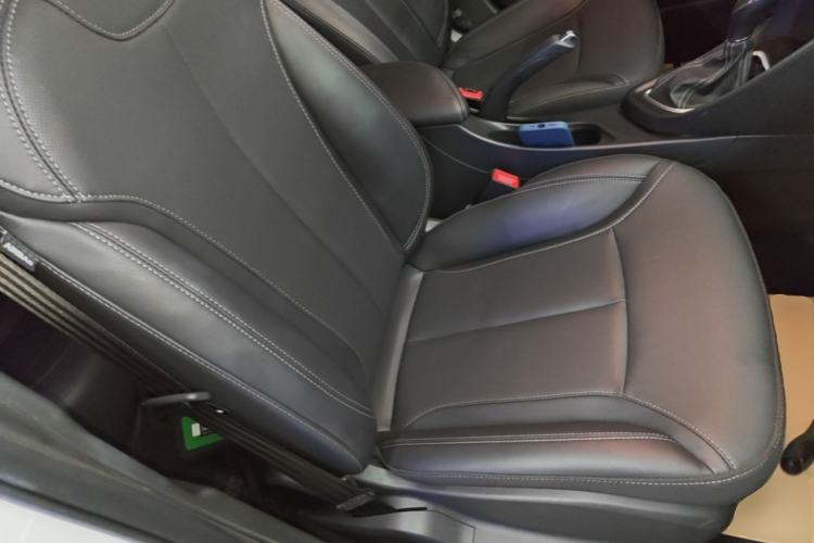 Used Buick GT 2021 Revised Version Flagship 1.5L Automatic Elite Edition Right Front Seat