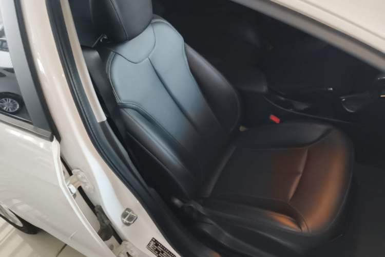 Used Buick GT 2021 Revised Version Flagship 1.5L Automatic Elite Edition Right Front Seat