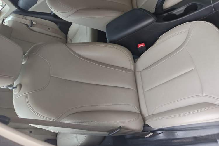 Used Buick GT 2021 Exemplar 1.5L Automatic Elite Version Right Front Seat