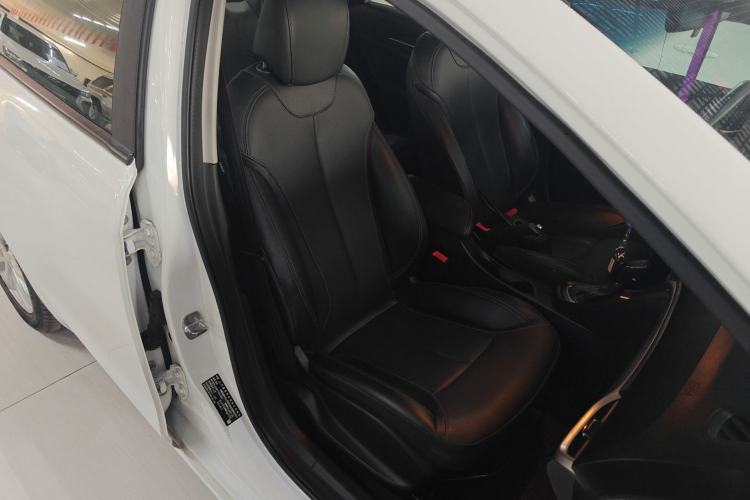 Used Buick GT 2021 Revised Version Flagship 1.5L Automatic Elite Edition Right Front Seat
