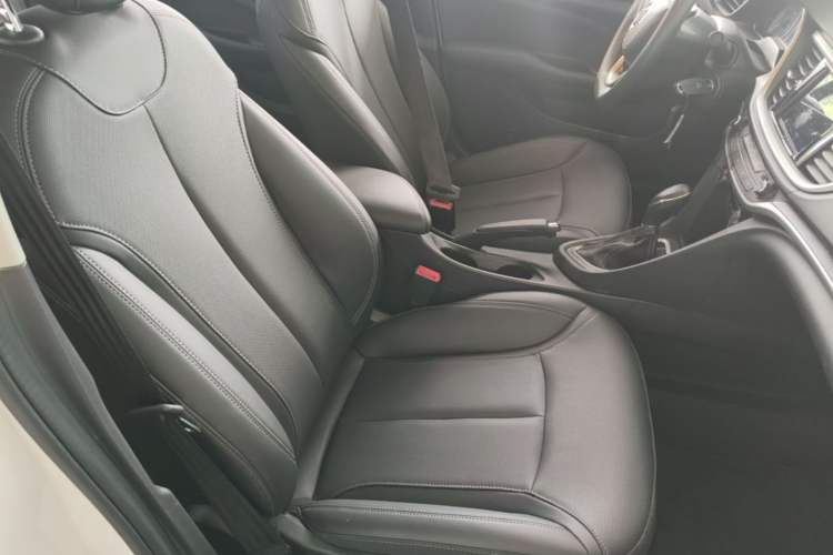Used Buick GT 2021 Revised Version Flagship 1.5L Automatic Elite Edition Right Front Seat