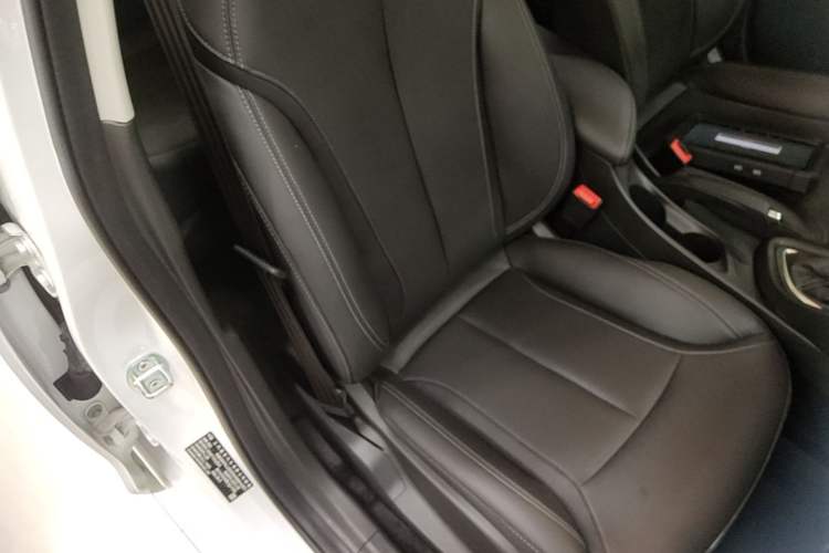 Used Buick GT 2021 Revised Version Flagship 1.5L Automatic Elite Edition Right Front Seat