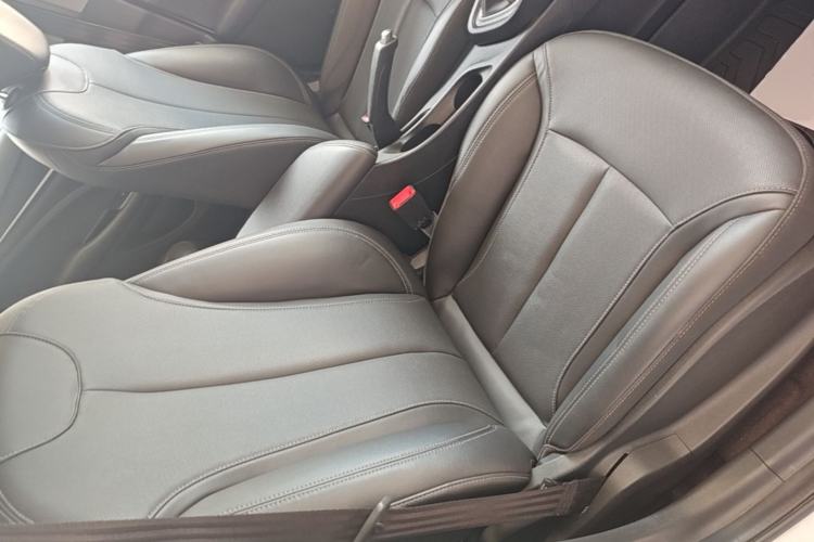 Used Buick GT 2021 Revised Version Flagship 1.5L Automatic Entry-Level Trim Right Front Seat