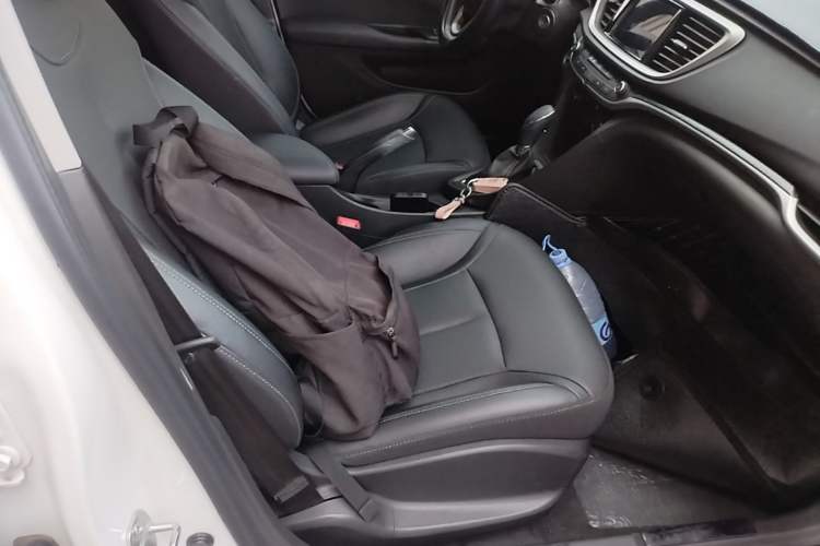 Used Buick GT 2021 Revised Version Flagship 1.5L Automatic Elite Edition Right Front Seat