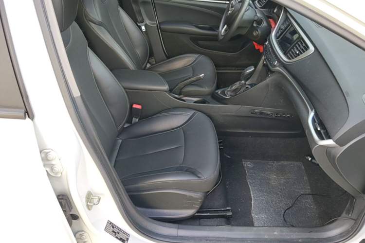 Used Buick GT 2021 Revised Version Flagship 1.5L Automatic Elite Edition Right Front Seat