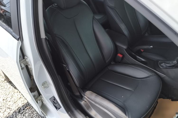 Used Buick GT 2021 Revised Version Flagship 1.5L Automatic Elite Edition Right Front Seat