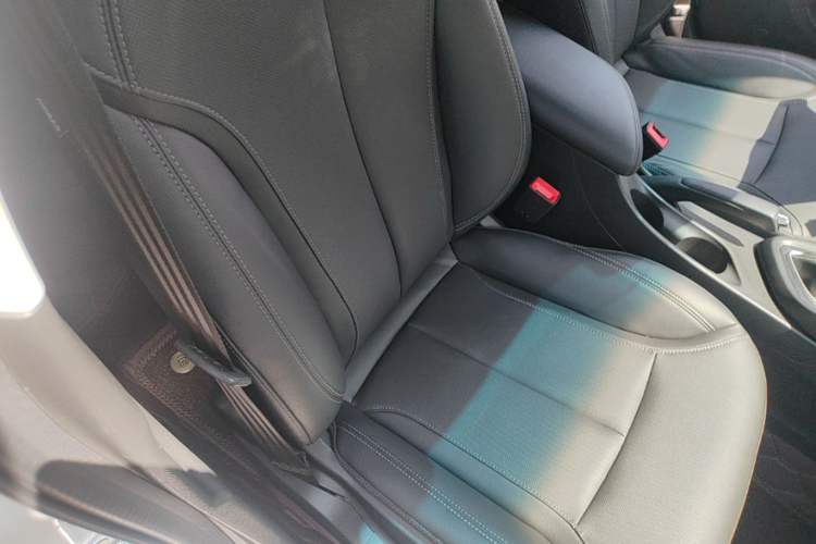 Used Buick GT 2021 Revised Version Flagship 1.5L Automatic Elite Edition Right Front Seat