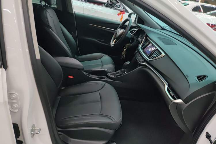 Used Buick GT 2021 Revised Version Flagship 1.5L Automatic Elite Edition Right Front Seat