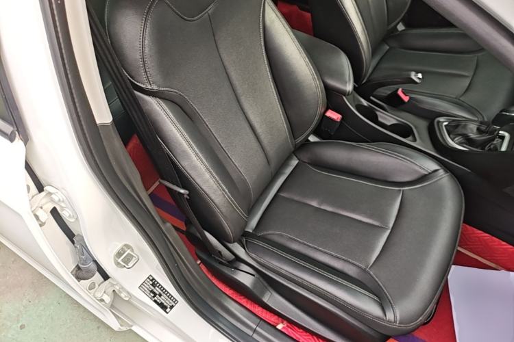 Used Buick GT 2021 1.3T Automatic Mild Hybrid Elite Version Right Front Seat