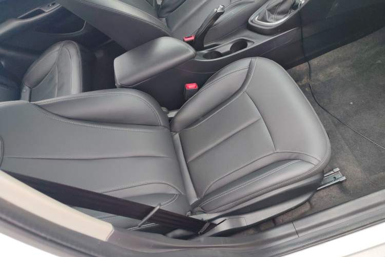 Used Buick GT 2021 Revised Version Flagship 1.5L Automatic Elite Edition Right Front Seat