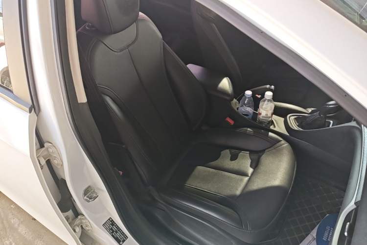 Used Buick GT 2021 Revised Version Flagship 1.5L Automatic Elite Edition Right Front Seat