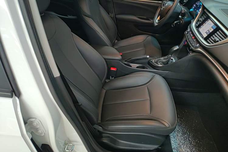Used Buick GT 2021 Revised Version Flagship 1.5L Automatic Elite Edition Right Front Seat