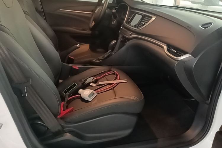 Used Buick GT 2021 1.3T Automatic Mild Hybrid Elite Version Right Front Seat