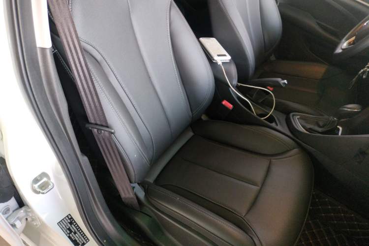 Used Buick GT 2021 Revised Version Flagship 1.5L Automatic Elite Edition Right Front Seat