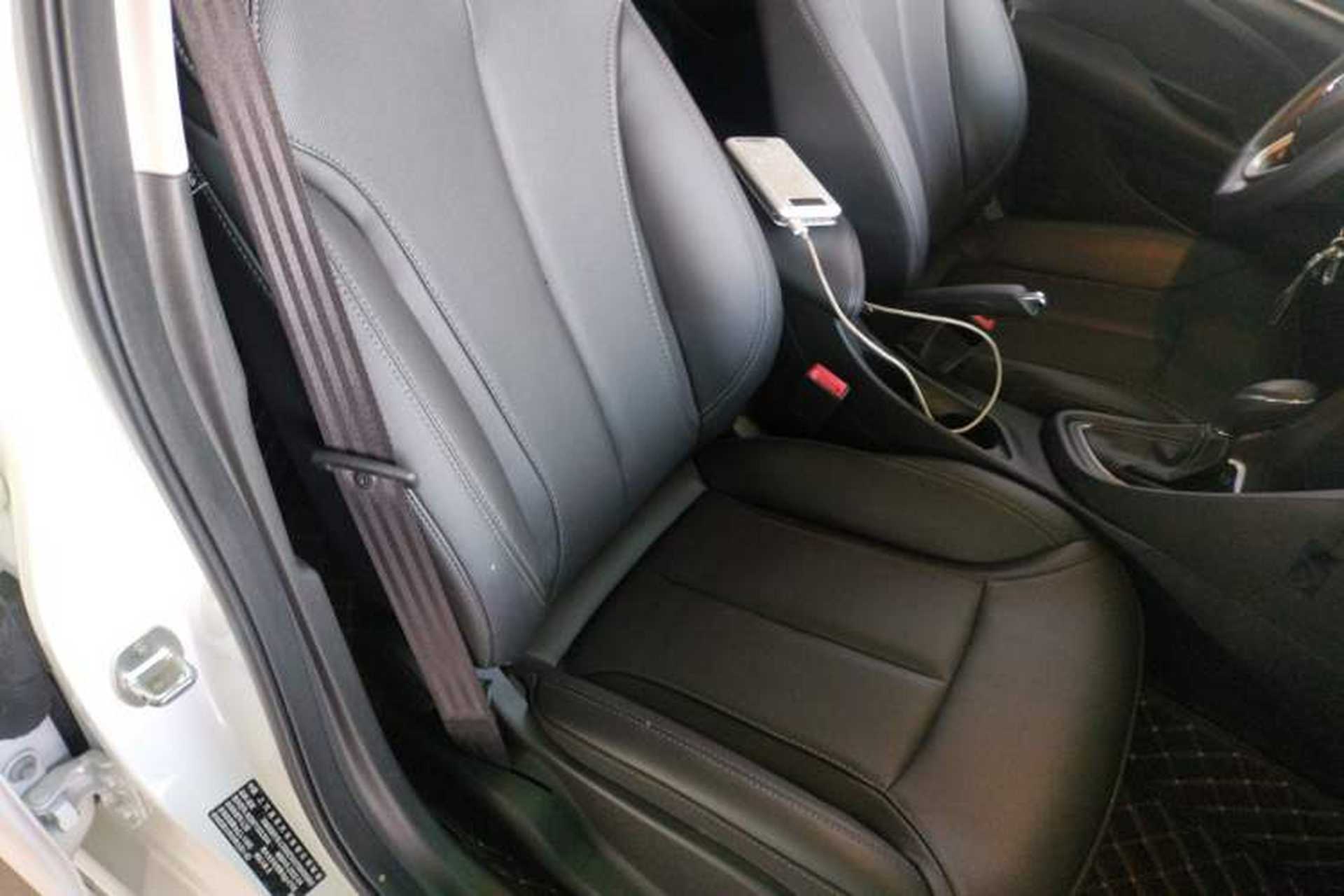 Used Buick GT 2021 Revised Version Flagship 1.5L Automatic Elite Edition Right Front Seat